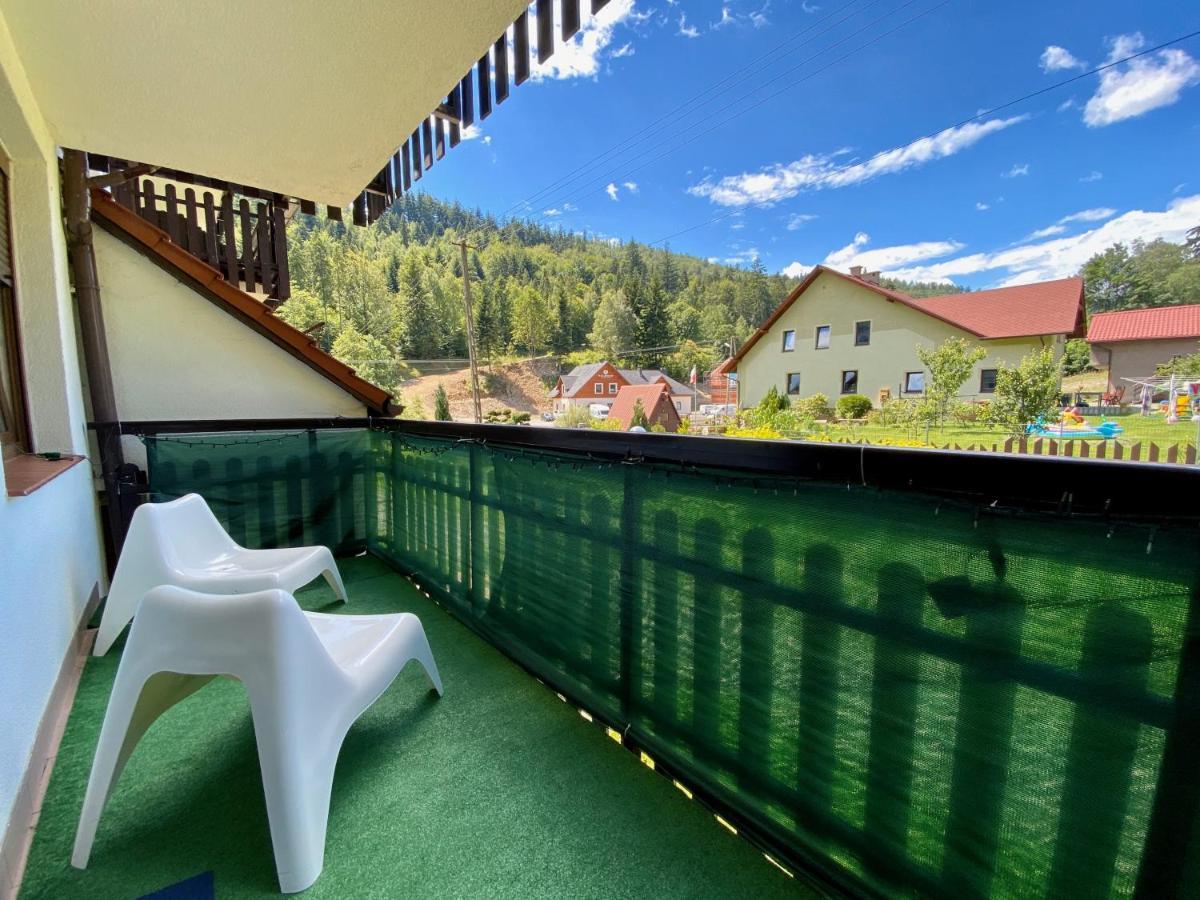 Champion'S Apartment Balkon Garaz Klima Szczyrk Eksteriør billede